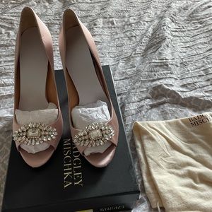 Badgley Mischka heels